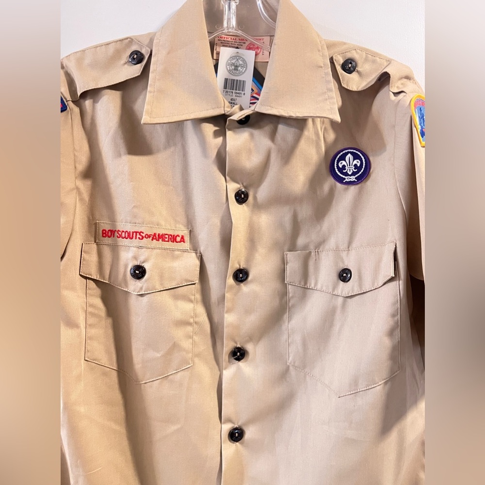 NEW Adult size Small Boy Scouts of America Official Uniform khaki Shirt - Picture 2 of 5
